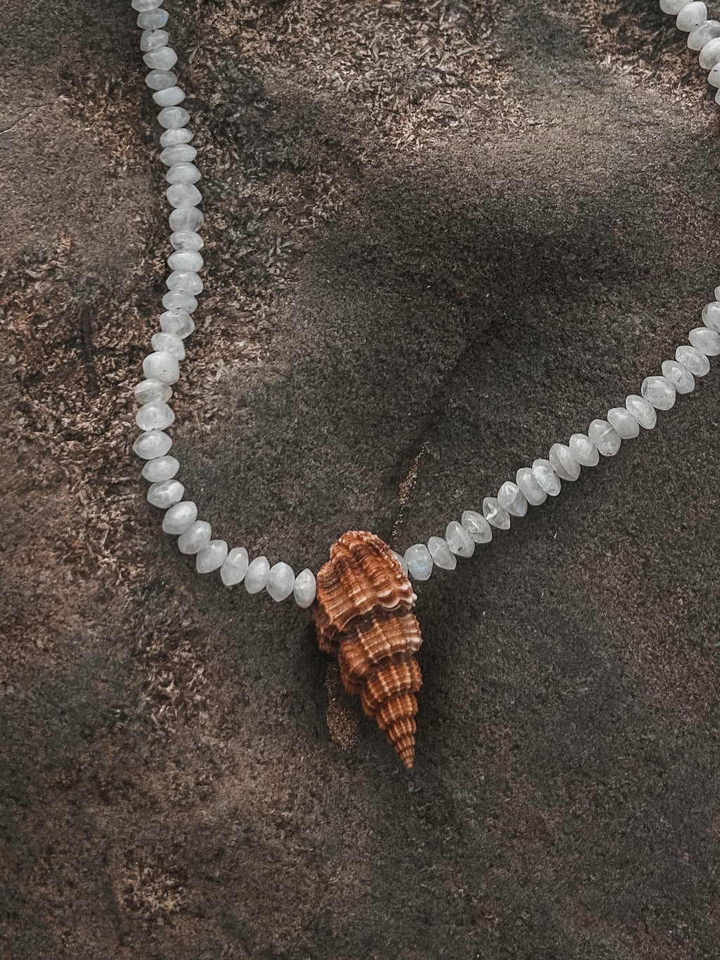 Moonshell Necklace - Brown #04