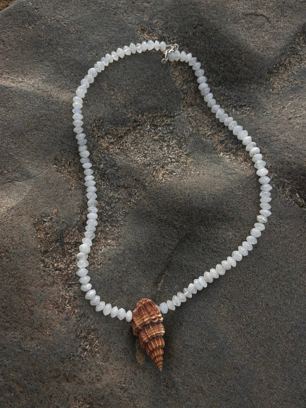 Moonshell Necklace - Brown #04